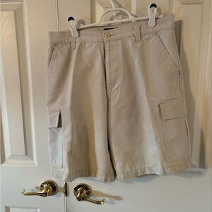 Dockers Light Tan Cargo Shorts for Men